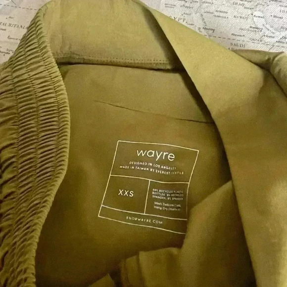 Wayre XXS Limited Edition: Flow Short Travel Resort-wear - Picture 7 of 12